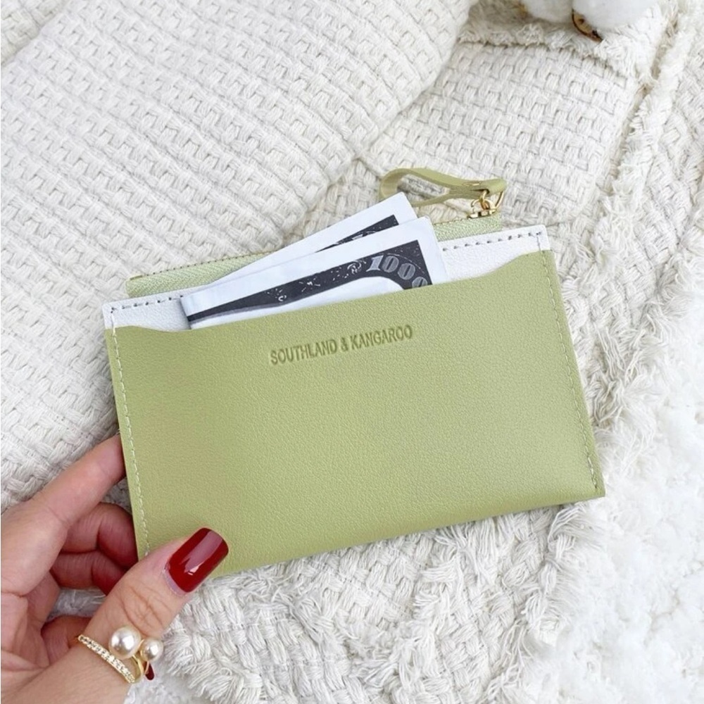 ⚠️Clearance Mint Green And White Slim Cardholder / Wallet - Picture 3 of 4